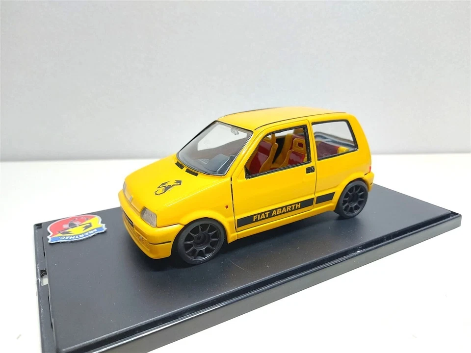 Fiat 500 Sporting Abarth Tuning del 1994 - 1/24 Artigianale base Burago - Immagine 4 di 4