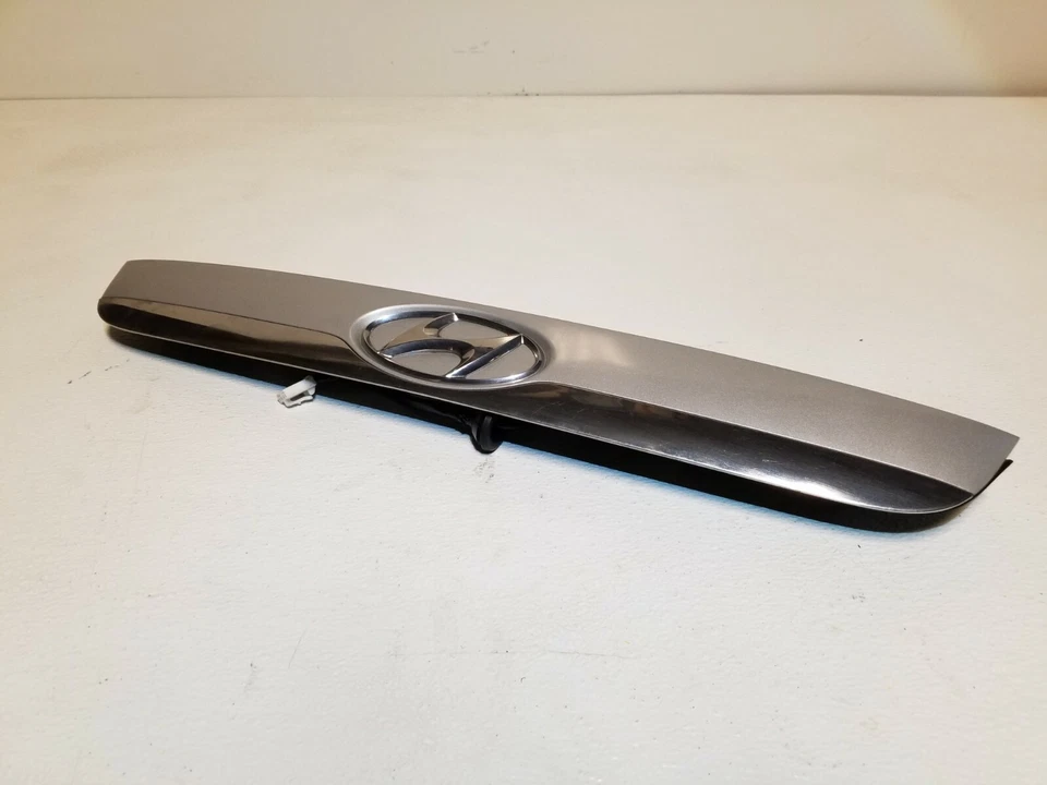 07 08 09 10 11 12 HYUNDAI VERACRUZ КРЫШКА БАГАЖНИКА МОЛДИНГ НОМЕРНОЙ ЗНАК СВЕТА OEM - Изображение 2 из 4