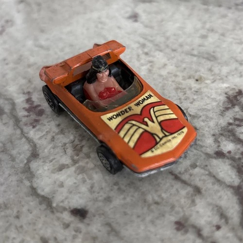 Vintage 1979 Corgi 33 Wonder Woman Die Cast Car DC Comics Inc GT Britain Orange