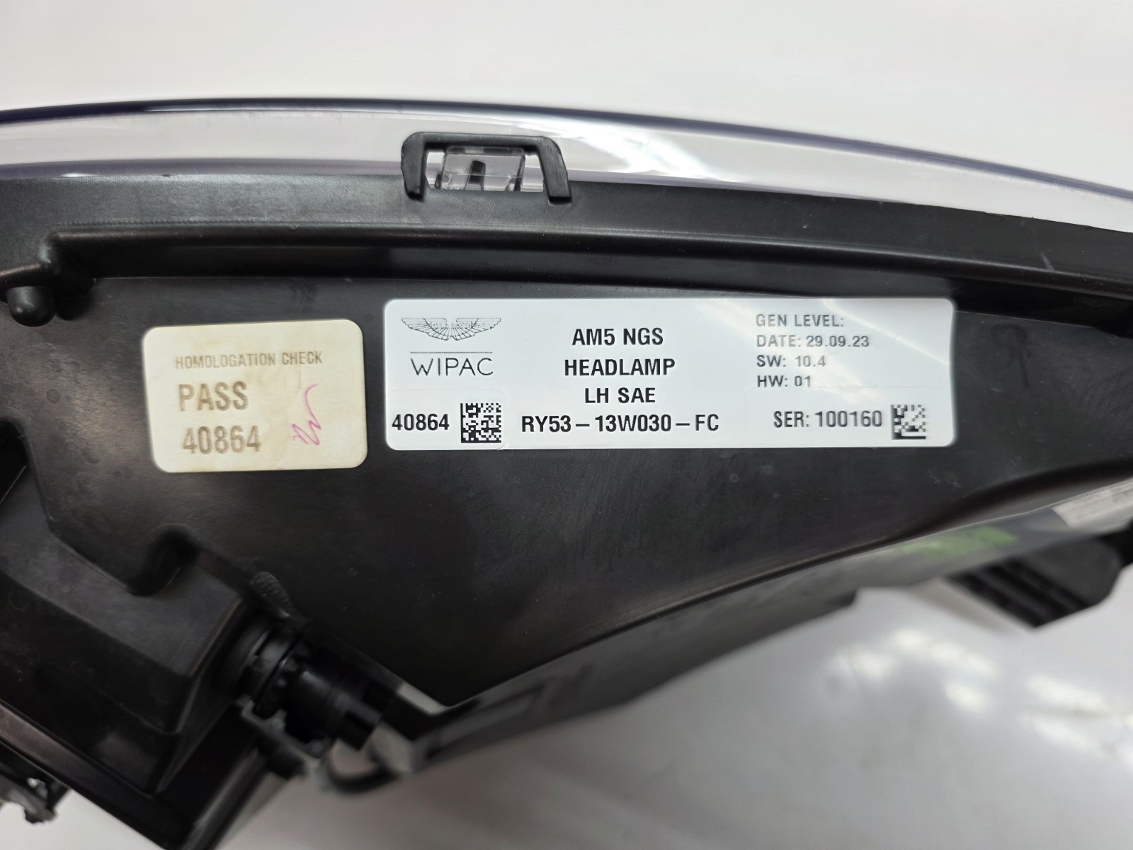 ASTON MARTIN DB12 DRIVER LEFT SIDE HEADLIGHT LED OEM RY53-13W030-FC