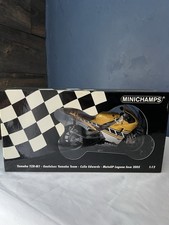 MINICHAMPS 1:12 Yamaha YZR-M1 Colin Edwards Gauloises Yamaha MotoGP 2005