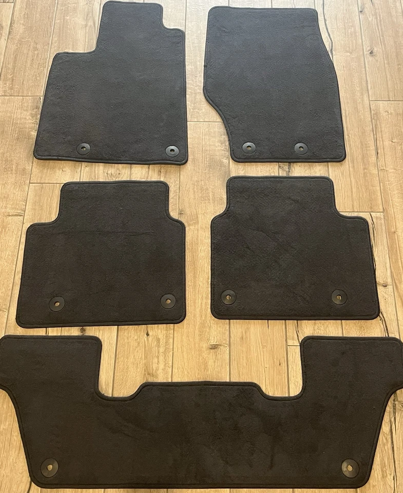 NOVO EM FOLHA - Tapetes de assoalho tapete Mopar 2025 Jeep Grand Cherokee L Limited fabricante de equipamento original - Imagem 3 de 4