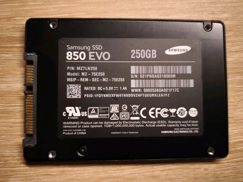 Samsung 250 Go 2,5" SATA III 6G SSD NAND 850 EVO - Photo 2/3