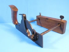 one of a kind showy plow plane w/ cam lock for blades & wood fence & depth stop