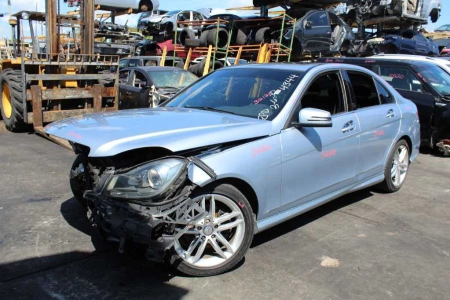 SAMS компьютер задний 2013 Mercedes Benz C250 2049060205 - Изображение 4 из 4