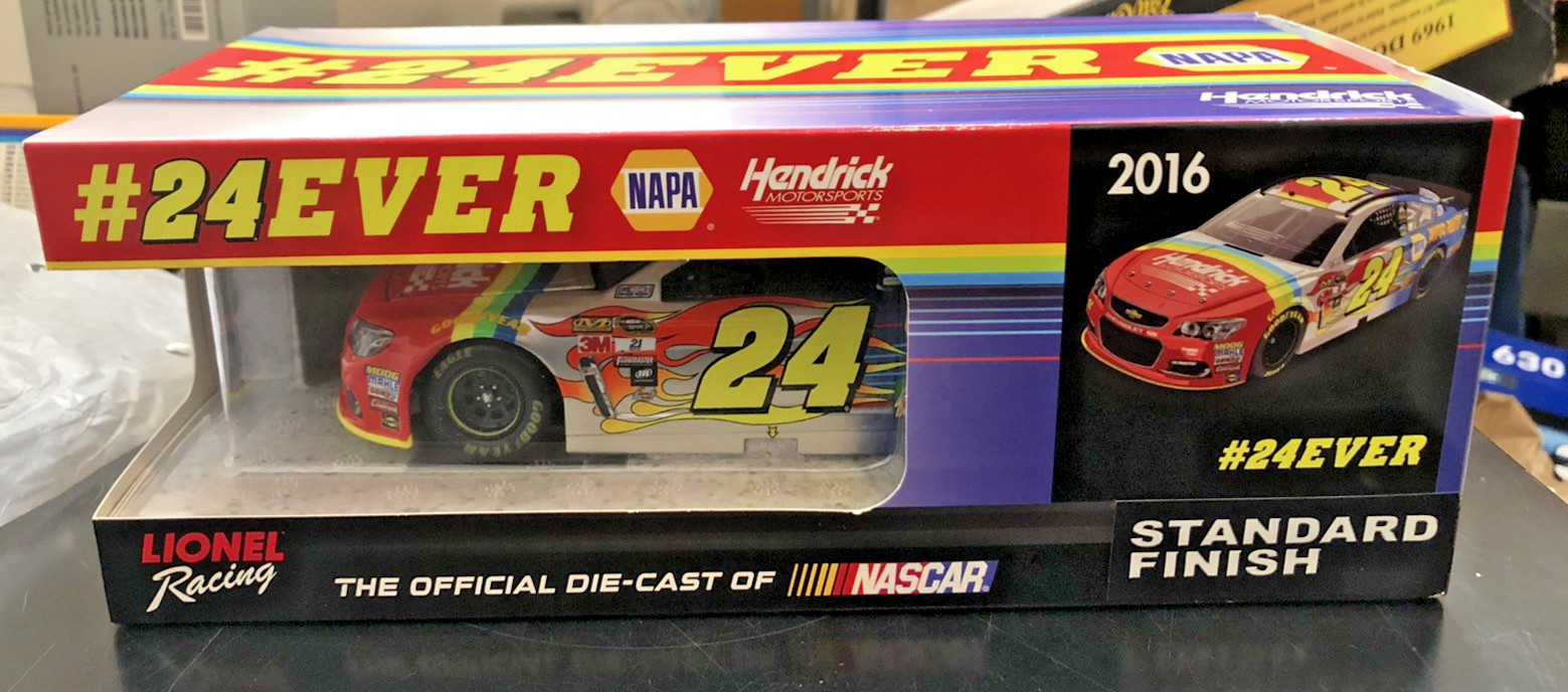Lionel Racing Gordon / Chase Elliott #24 NAPA #24EVER 2016 SS -1:24 - 1 of 1,933