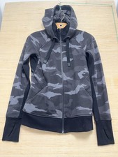 Athleta Hoodie Womens XS Gray Camo Full Zip Jacket Thumbholes Fleece Pockets