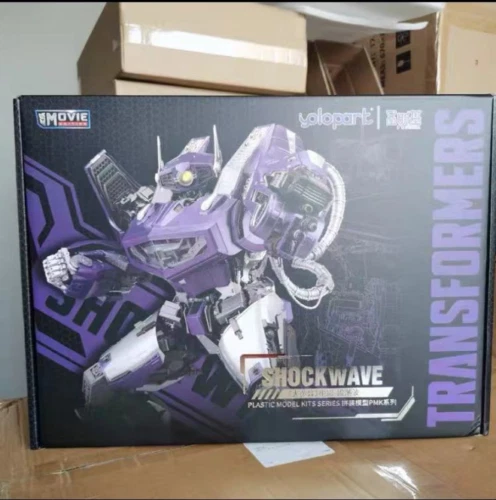 New Yolopark/SOSKILL Bumblebee OptimusPrime Shockwave Assemble Model Kit - Picture 7 of 26