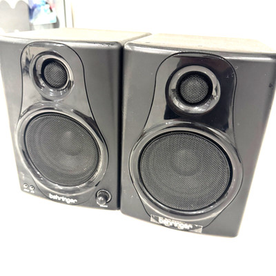 Behringer Media 40USB 4 inch Powered Studio Monitors Excellent Condition!