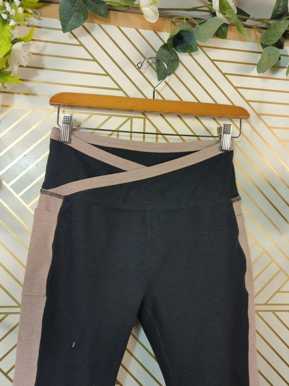 beyond-yoga block out high-waisted midi leggings