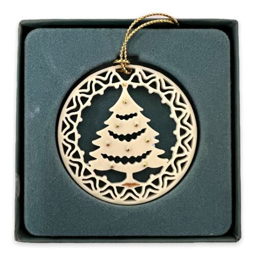 Lenox Christmas Tree Disc Medallion 2.25-in Porcelain China Christmas Ornament - Picture 1 of 2