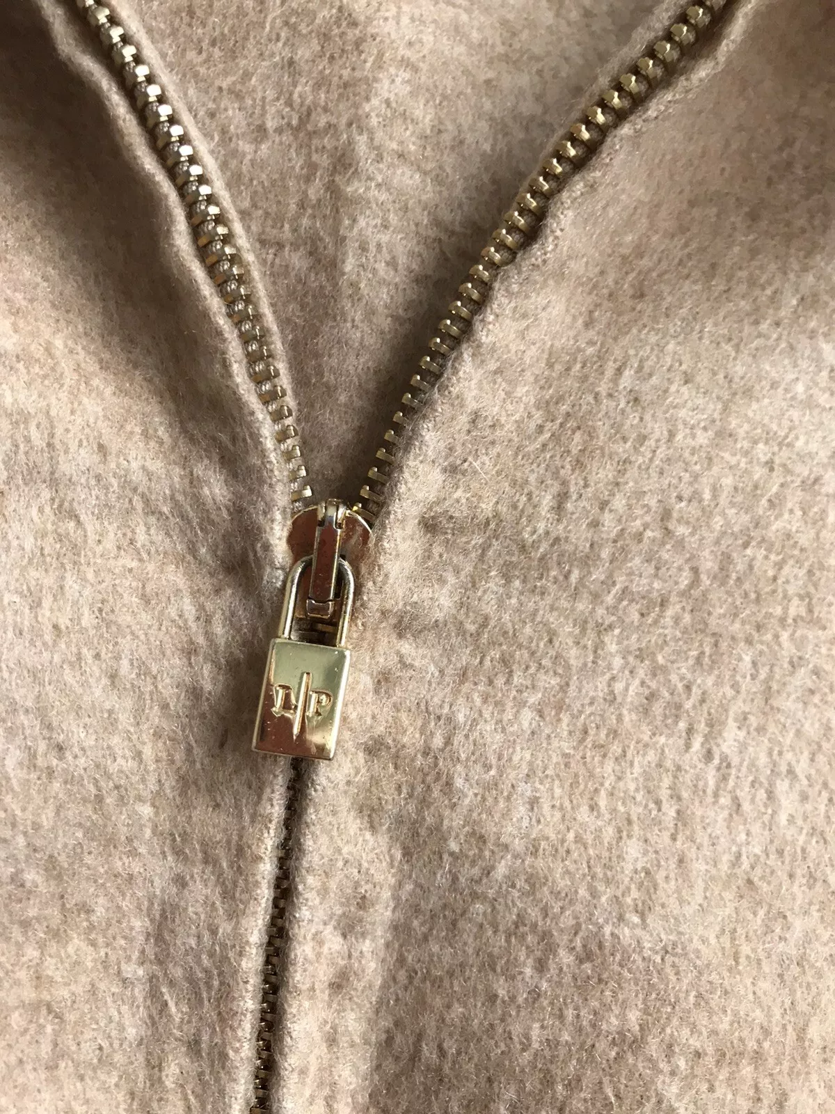 Picture 4 of 10