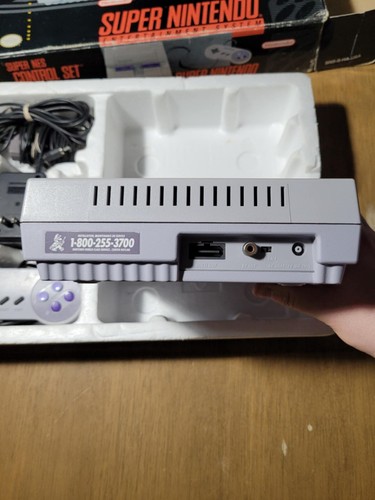 Super Nintendo Console *Complete in Box* *No Manual* *Tested* *Read Desc* - Picture 18 of 19