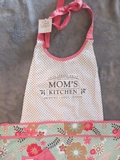BNWT Mom  s Kitchen "Simply Whimsical" Tie-Back Floral Apron . So CUTE 