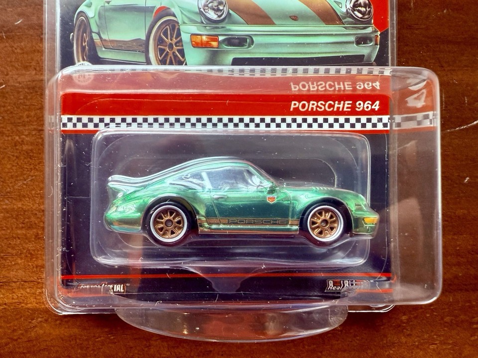 Hot Wheels RLC Exclusive Porsche 964 Magnus Walker – 1:64, Mit öffnender Heckhaube & Spezialrädern