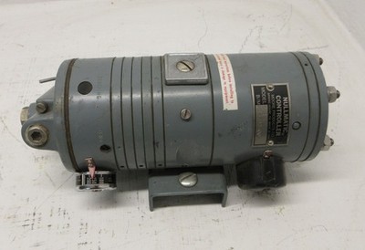 Moore Products Co. 561MF Nullmatic Controller B/M M14798-002 Hydraulic Valve