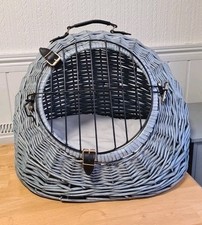 WICKER CAT CARRIER IN GREY COLOUR CAGE SHED PET HOUSE. USED 