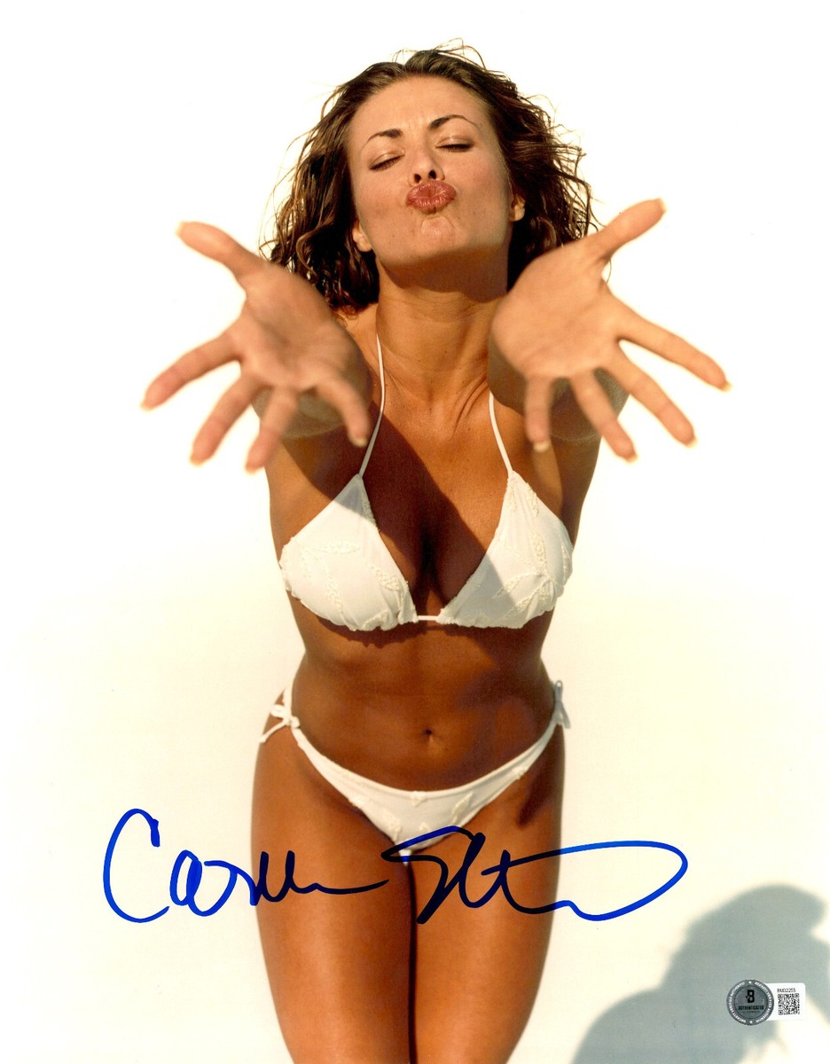 Carmen Electra Signed Autograph Very Sexy 11x14 Photo Beckett BAS