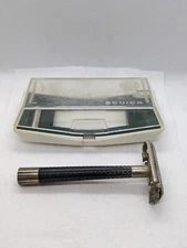 Vintage SCHICK Double Edge Safety Razor 1965 with Case – Mid-Century Grooming