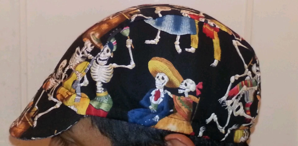 Gorra Ciclismo Reversible Lana Color Gris/Fiesta de Muertos Talla Única Hecha a Mano CALI Foto 2 de 4