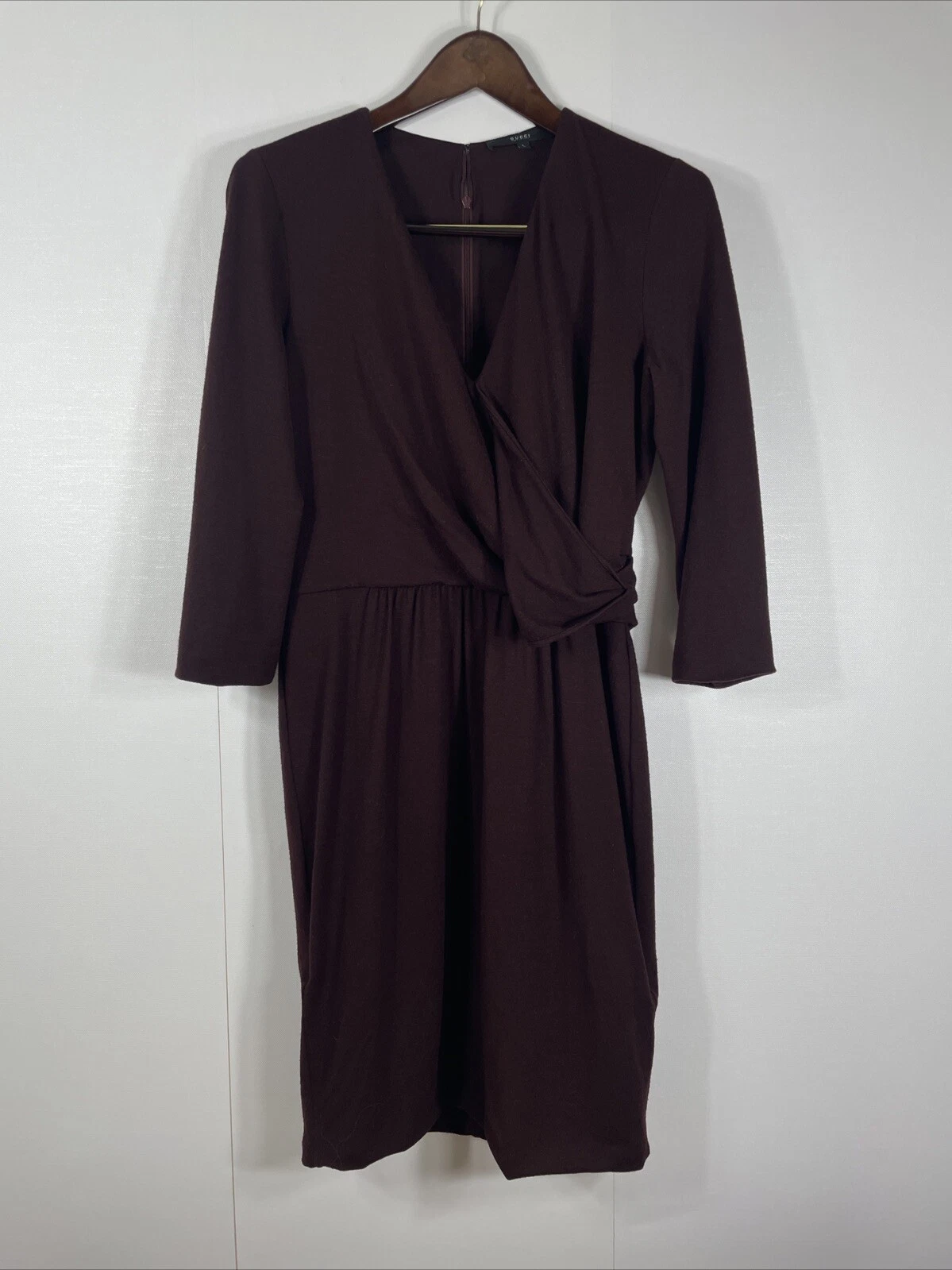 Robe Gucci en laine bordeaux manches 3/4 froncée avec taille L