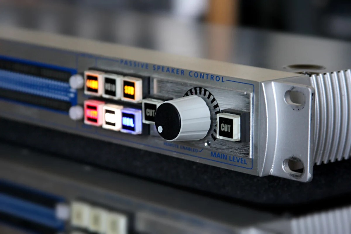 RARE -- MODIFIED PreSonus Central Station -- ONE OF A KIND RARE -- MODIFIED PreSonus Central Station -- ONE OF A KIND