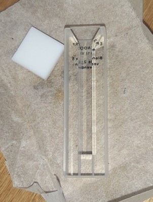 Eppendorf HalbMikro-Küvette 40 11 10 für Fluoreszensmessungen Quarzglas NEU