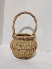 VTG Tightly Woven Basket w/Handle very Sturdy not flimsy Decorative Hand Crafted