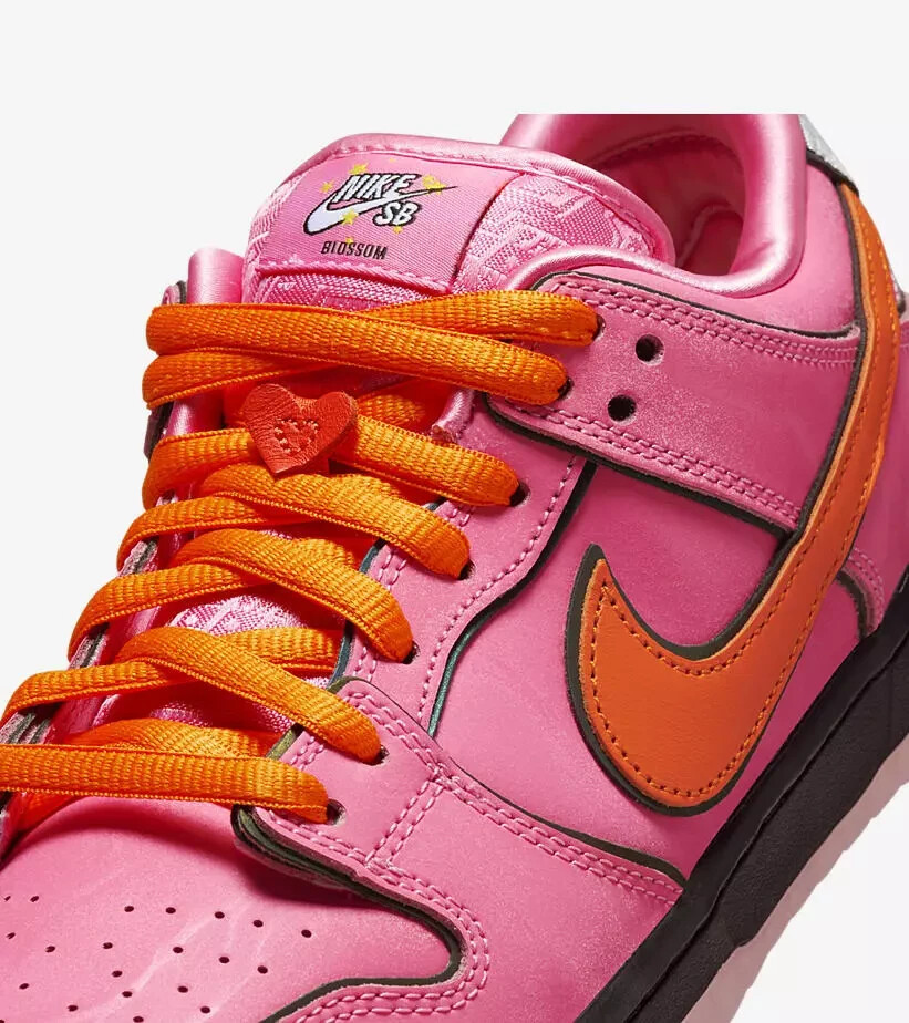 Size 7 - The Powerpuff Girls x Nike Dunk Pro SB QS Low Blossom for