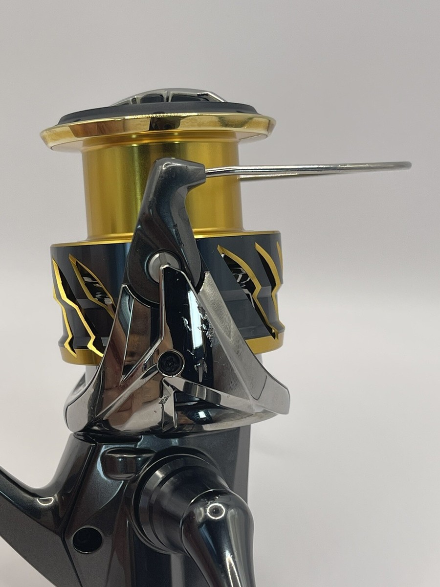 Shimano 20 Twin Power 4000XG Spinning Reel Japan Excellent+ In Box