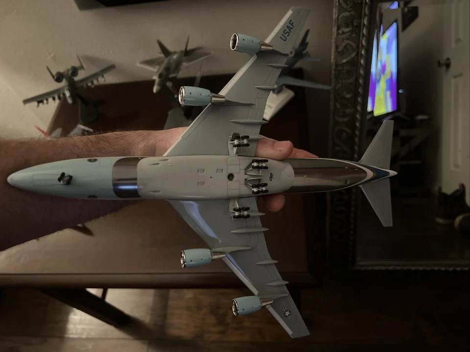 Modelo diecast Gemini escala 1/200 de Airforce One.  Foto 2 de 4
