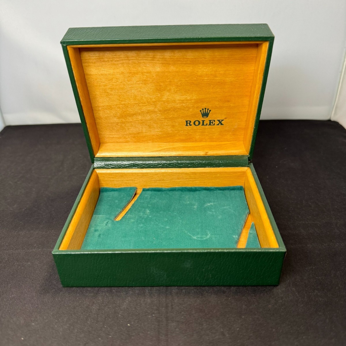 ROLEX Watch Box Case 10.00.1【No Outer Case】Strange noise 100