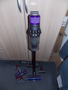 Dyson V11 Absolute Akku-Handstaubsauger