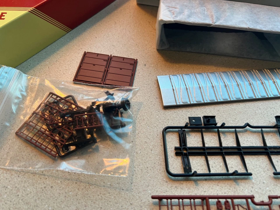 HO scale Red Caboose Colorado and Southern 40' ACF 6' Door boxcar C&S  1617 NIOB - Image 4 of 4