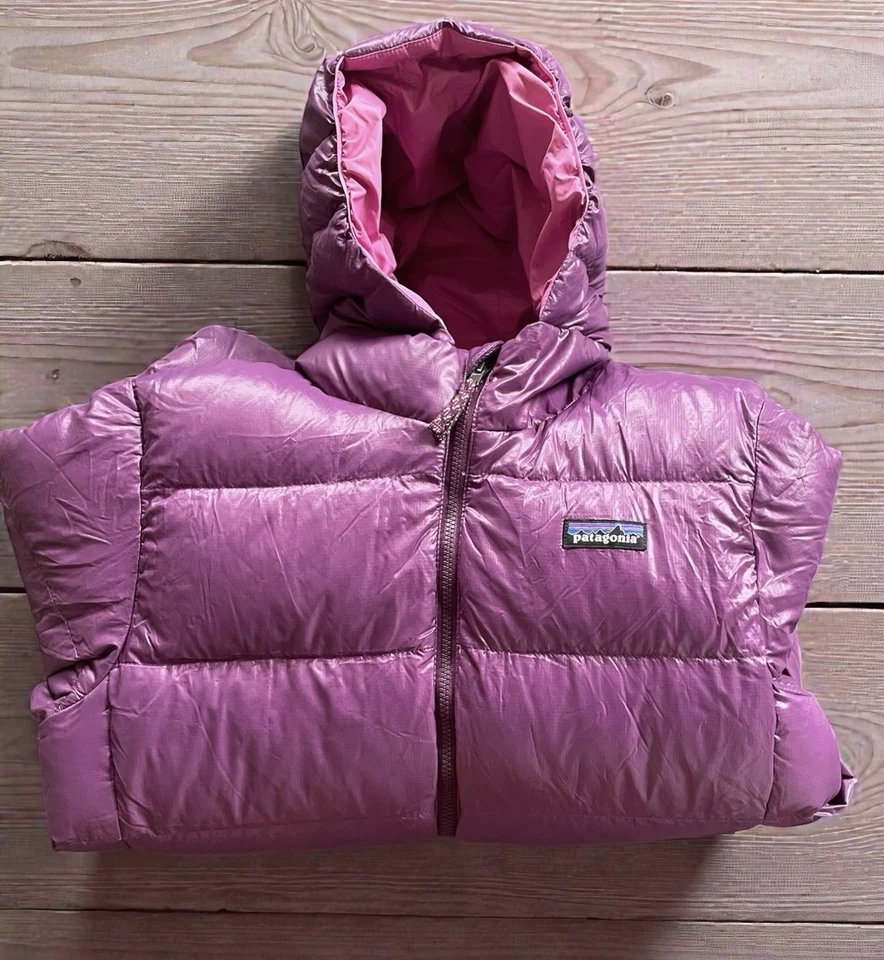 Chaqueta PATAGONIA NIÑAS Talla (L-12) ABAJO Color Noche Ciruela Foto 4 de 4