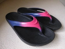 Oofos OOlala Sandals Shoes Womens 5  Recovery Flip Flops Thong Washable Comfort