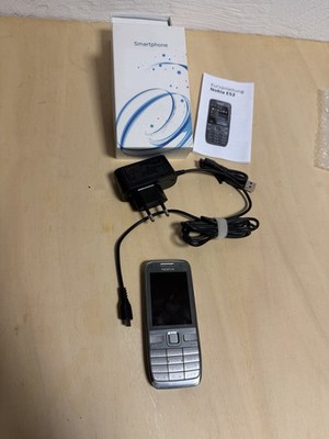 Handy Nokia E52 - gebraucht ohne Defekte / SIM Lock / SIM Card in OVP - ''Sina''