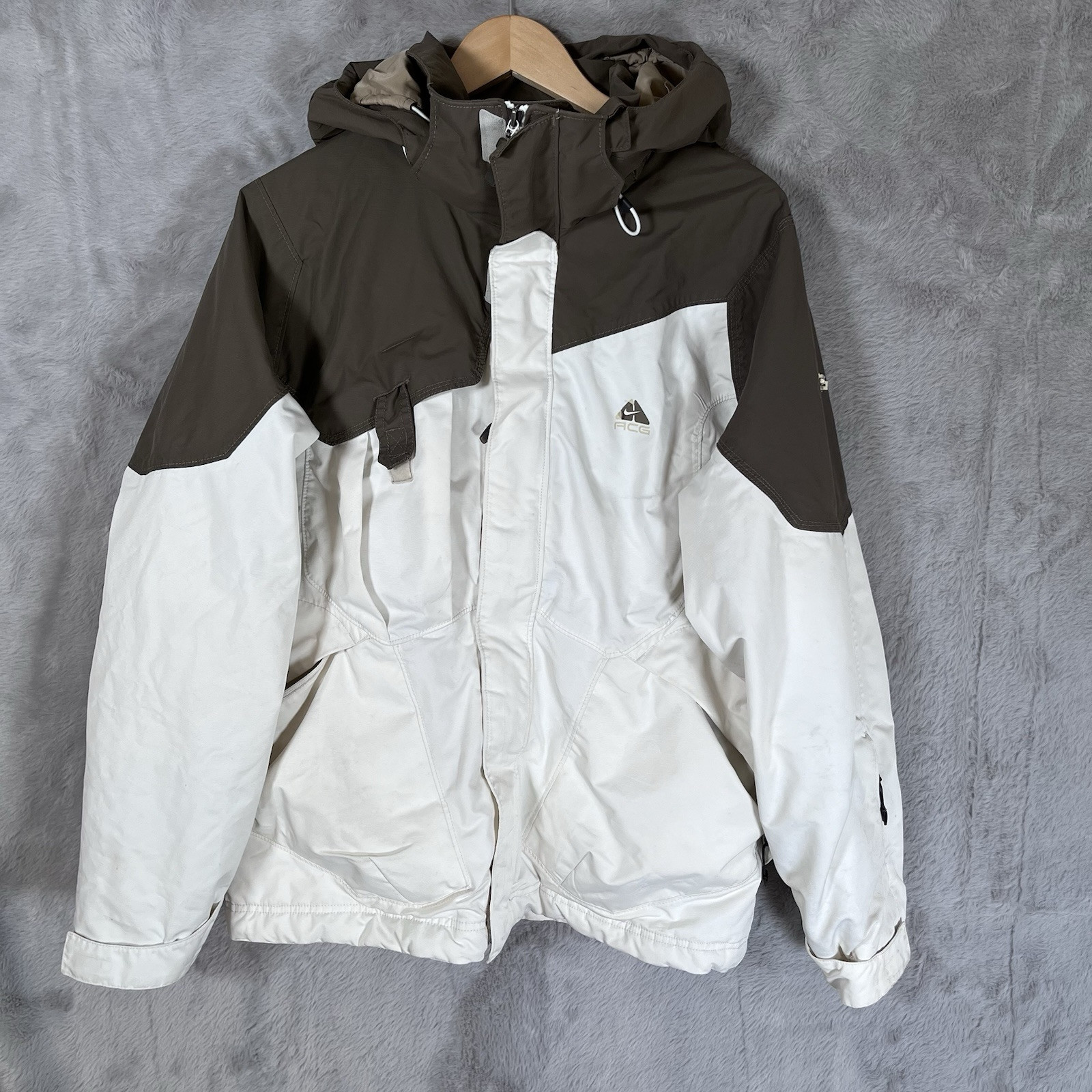 SACAI X NIKE Giacca da sci vintage Nike ACG uomo media panna e marrone sci snowboard outdoor