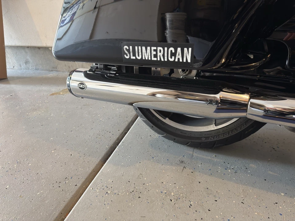 Silenciadores deslizantes cromados S & S Cycle 4" Grand National 550-0693 - Imagem 3 de 4