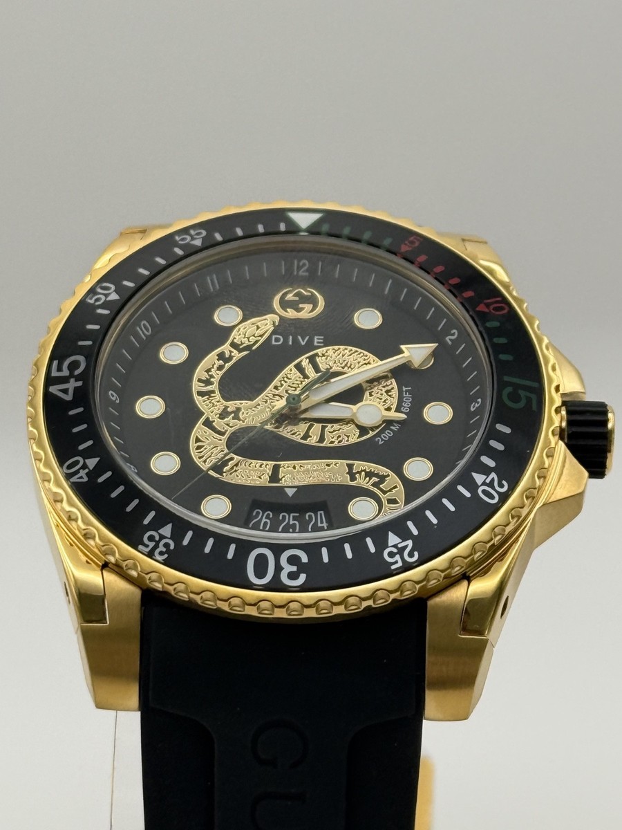 Gucci Dive Black Dial Gold-Tone Rubber Strap 45mm. Men's Watch