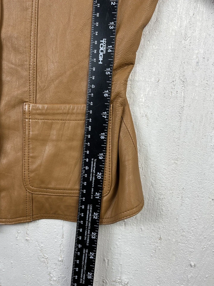 Chaqueta para mujer Brandon Thomas de cuero tostado camel forrada con botones grande con botones Y2K Foto 4 de 4