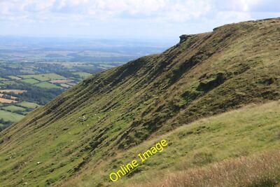 Foto 12x8 Die Nordwand von Hay Bluff c2012