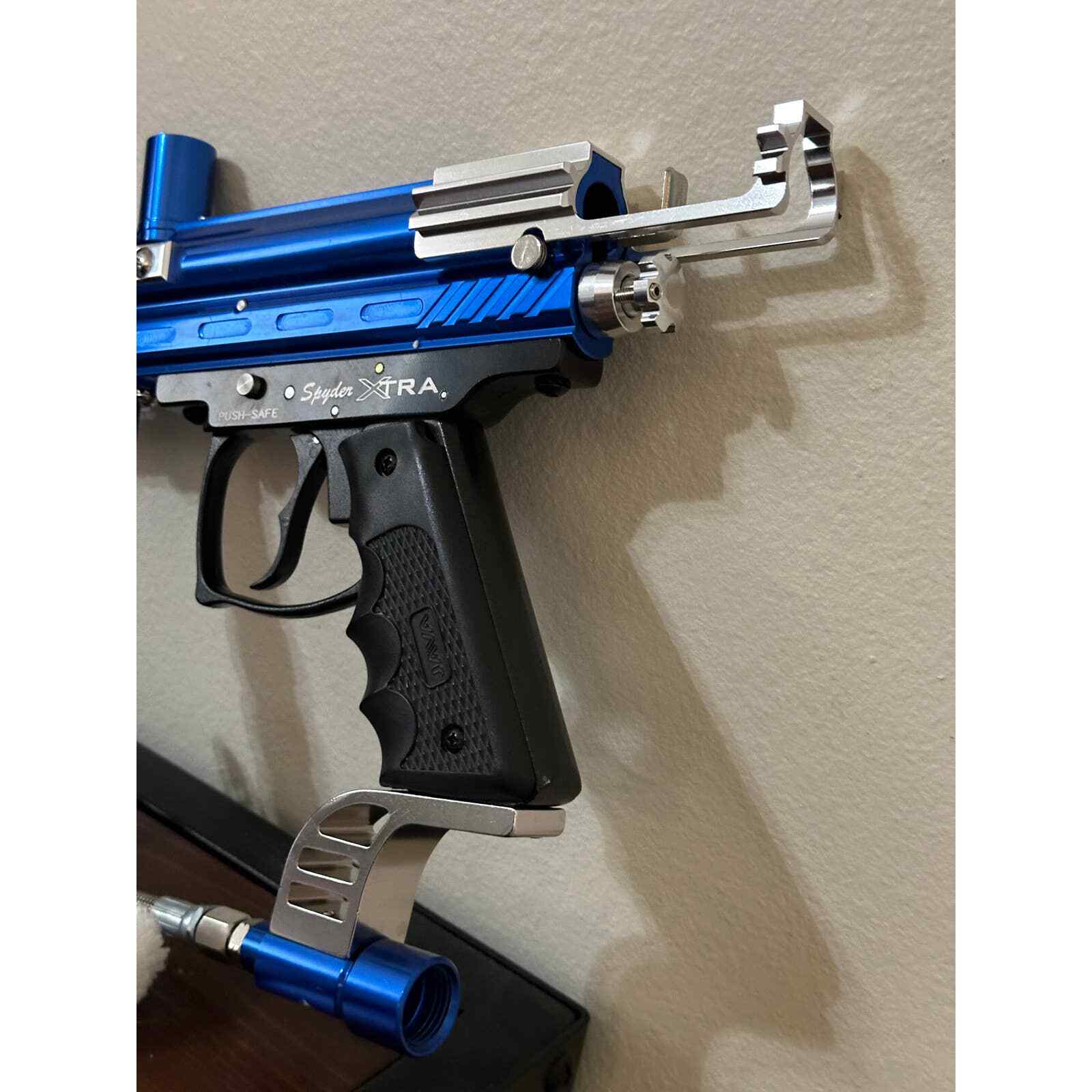 Spyder XTRA Paintball Gun w/ Accessories (Blue/SIlver) eBay