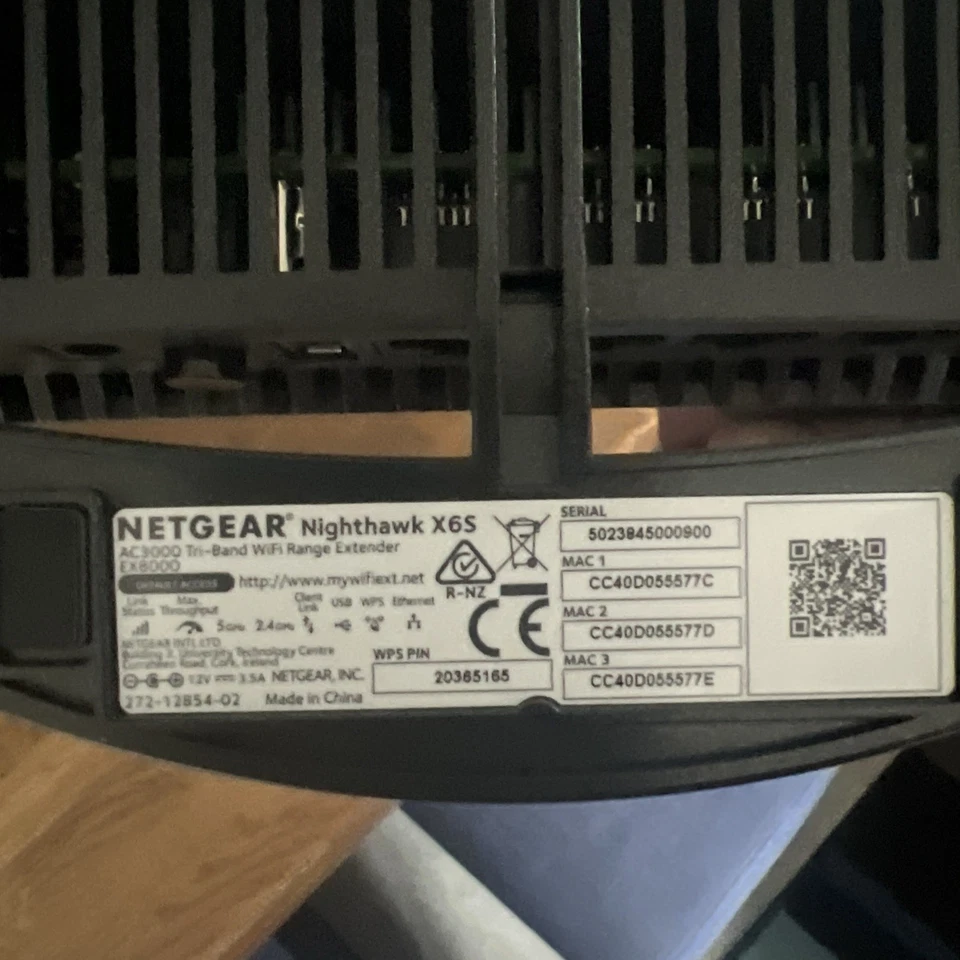 Netgear EX8000 - Nighthawk X6S – AC3000 Tri-Band WLAN Repeater | so gut wie neu - Bild 2 von 3