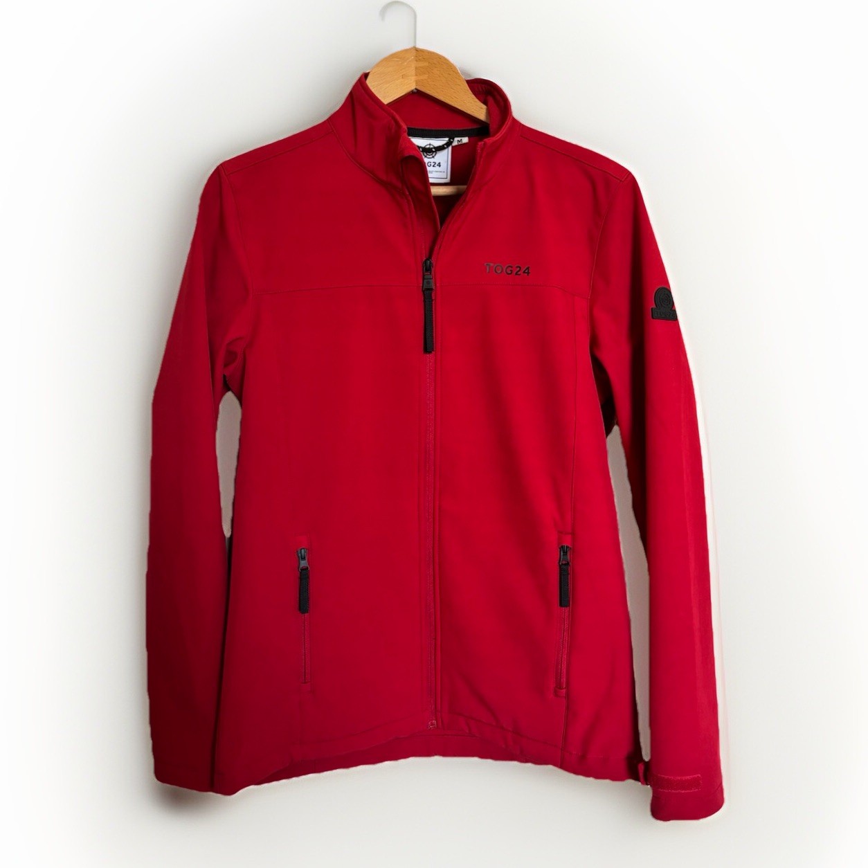 Tog24 Men’s Feizor Softshell Jacket Red Size M – Outdoor Walking Country Zip-Up