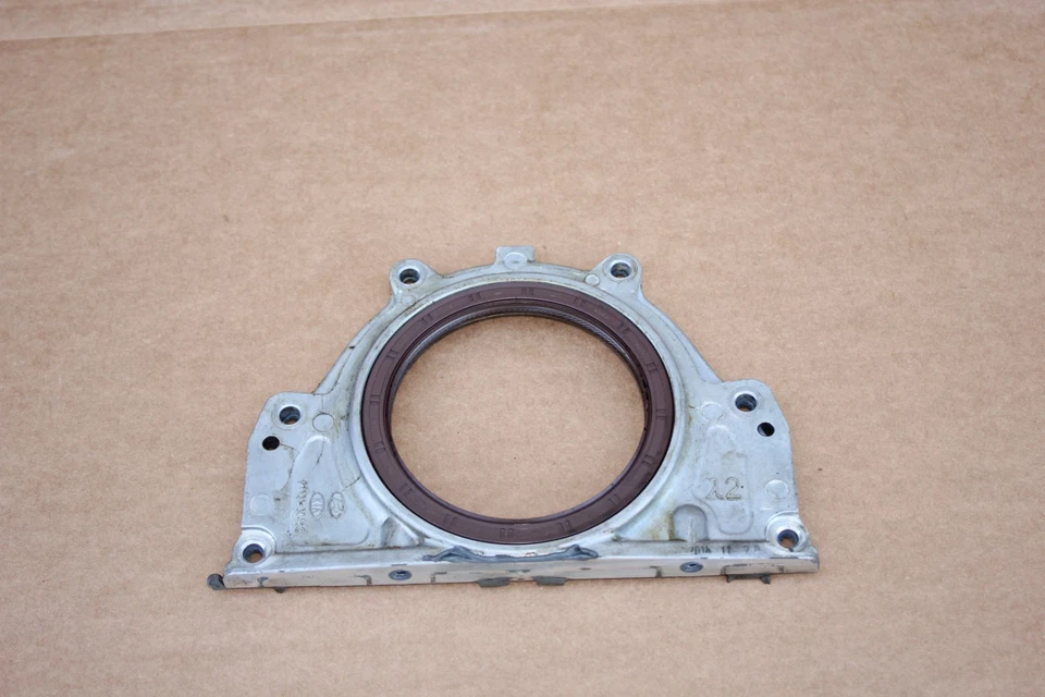 Sello de retención del cigüeñal trasero Hyundai Kia 2008-2024 3,3 L 21131-3C150,21130-3C151 Foto 2 de 4