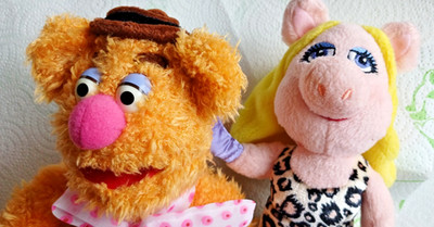 +++ TOP DEAL +++ Muppets Set Fozzie Heunec MIT  TAG & Miss Piggy Simba Leoprint