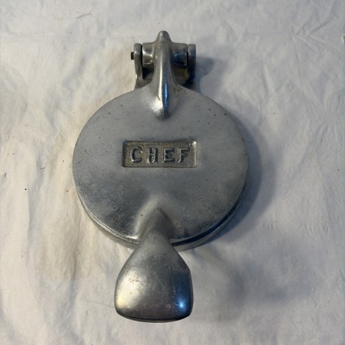 Vintage Hamburger Press Chef Die Cast Aluminum Sears Retro Kitchen - Picture 1 of 9