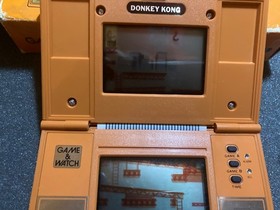Nintendo Game & Watch Donkey Kong DK-52 1982 Boxed  Mint Tested Working