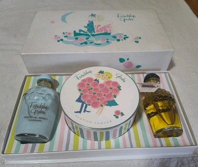 Vintage Friendship Garden Bath Set D22